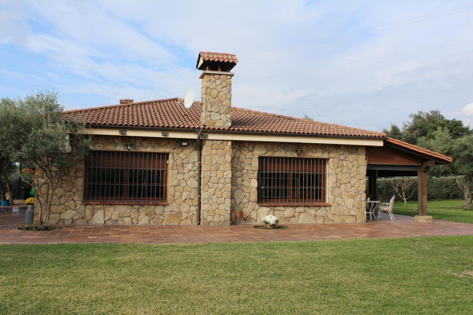 Ferienwohnung La Huertarrona Candeleda Exterior foto